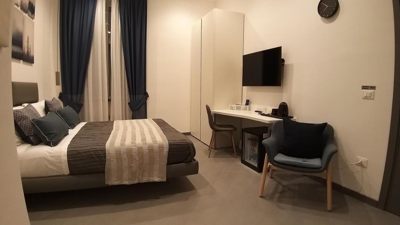Tito'S Rooms Naples Exterior photo