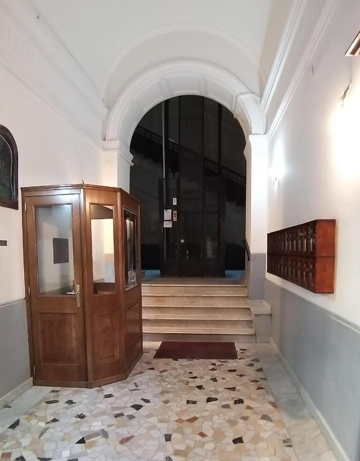 Tito'S Rooms Naples Exterior photo